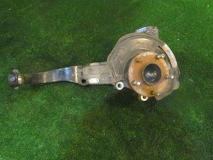 2005 Infiniti G35 Cpe Rev Up Front LH Driver Spindle